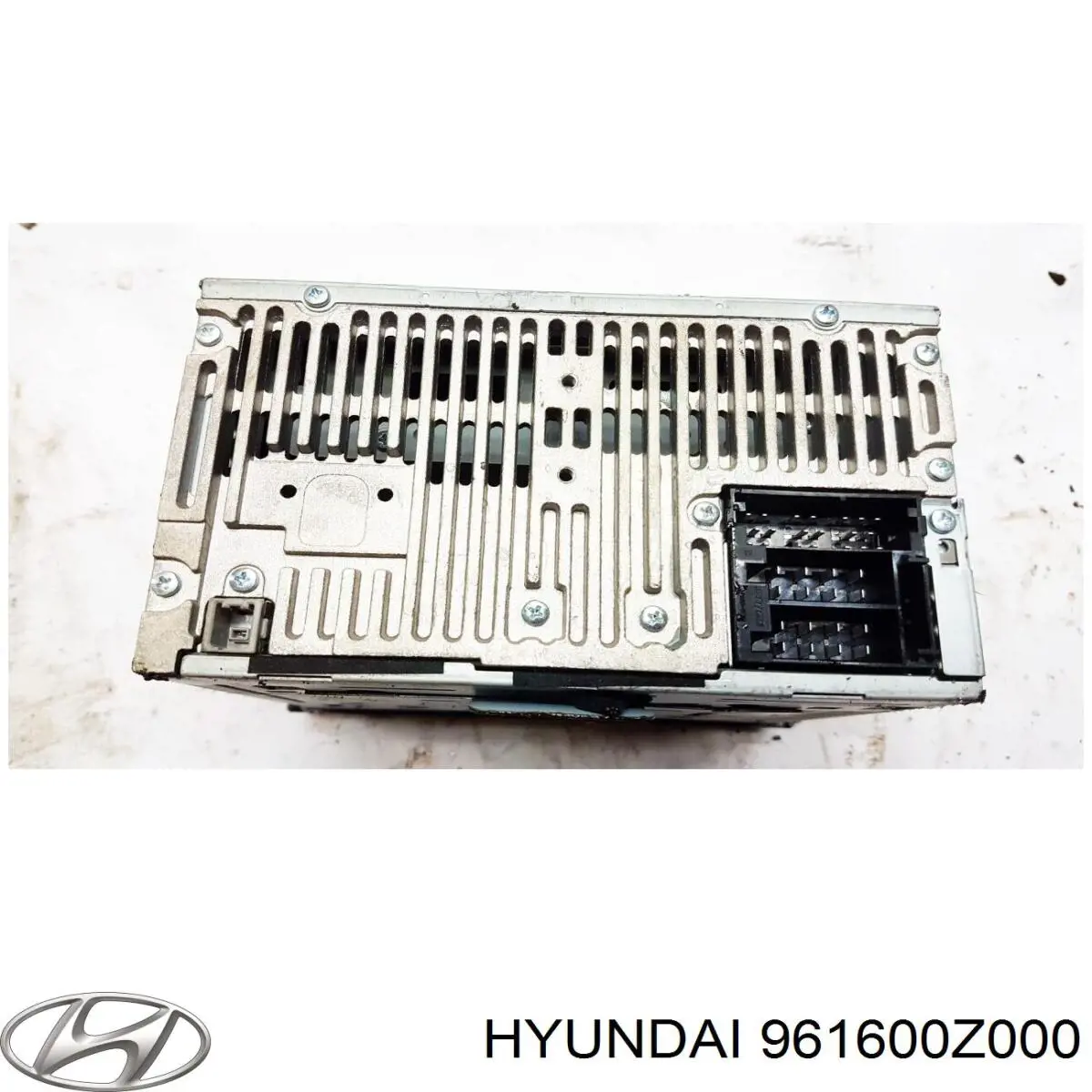 Купити 961600Z000 Hyundai/Kia Магнітола