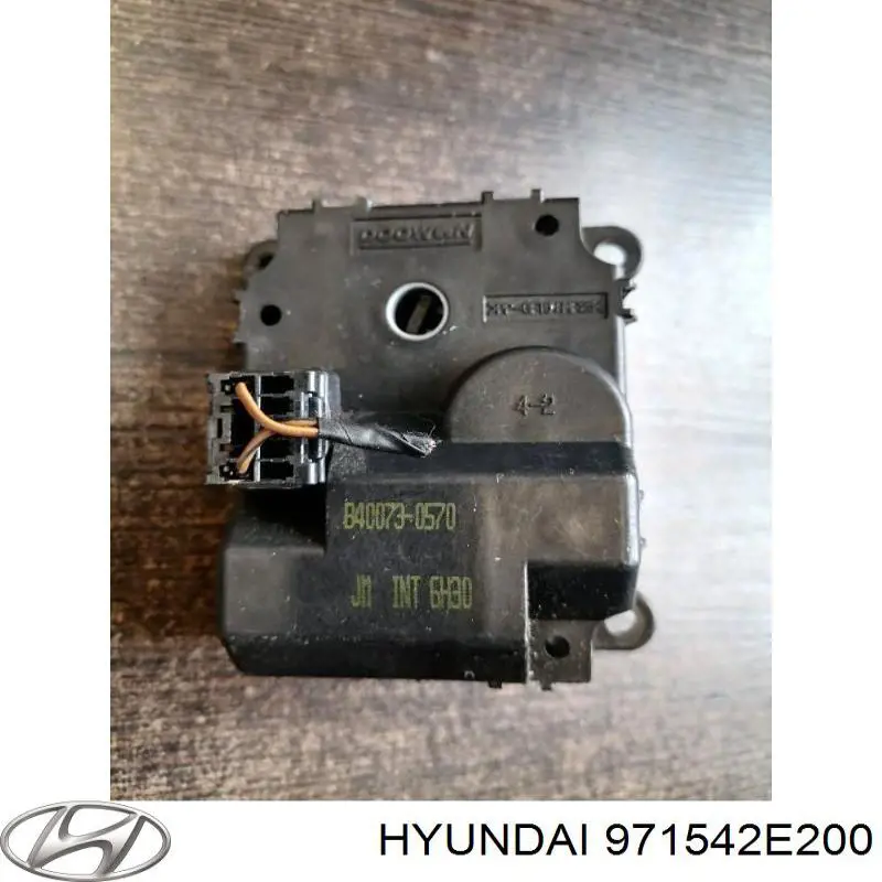 Двигун заслінки печі Hyundai/Kia 971542E200 ціна, від 119.53 USD
