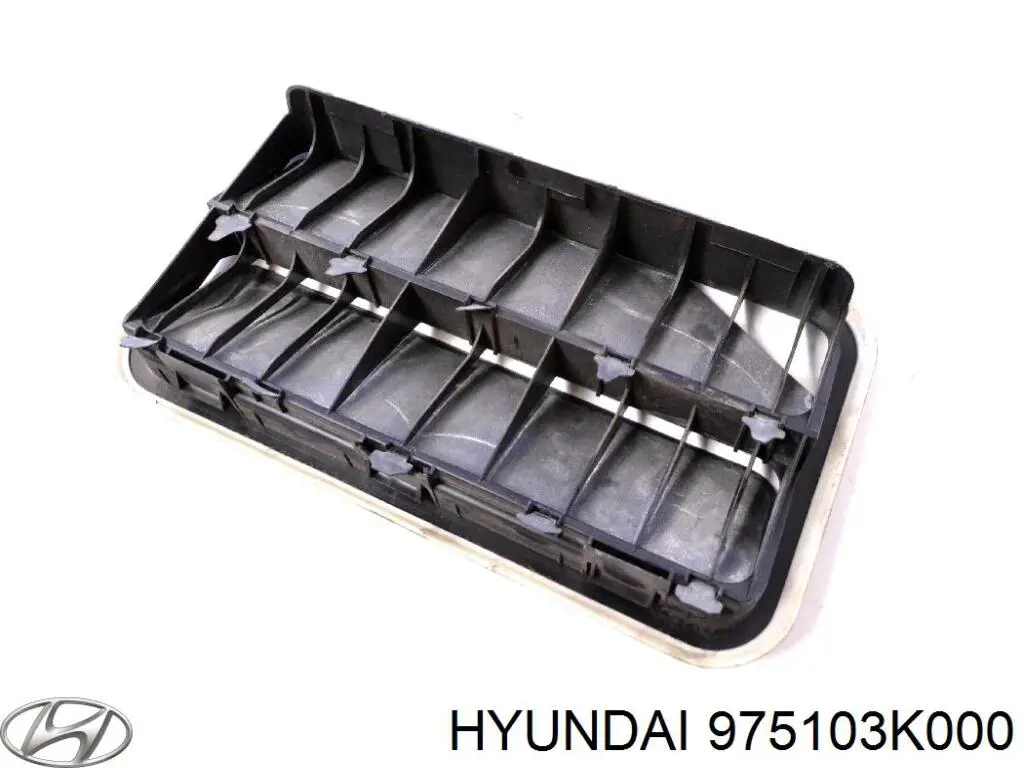 Решітка вентиляційна задня Hyundai Sonata (NF) (Хендай Соната)