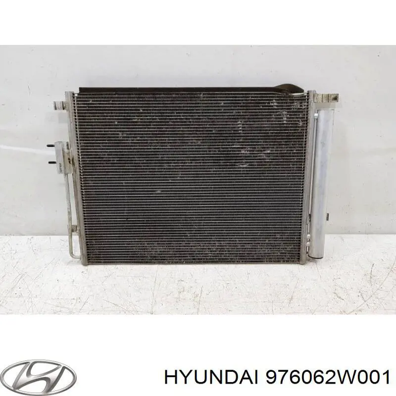 Конденсатор кондиціонера Hyundai/Kia 976062W001 ціна, від 70.44 USD