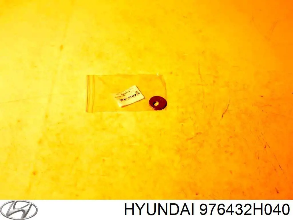 Шків компресора кондиціонера 976432H040 Hyundai/Kia