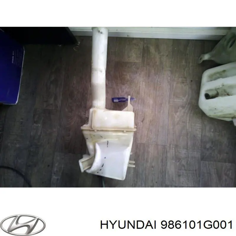 Бачок омивача лобового скла Hyundai/Kia 986101G001 ціна, від 29.12 USD