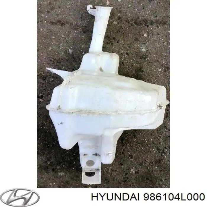986104L000 Hyundai/Kia Бачок склоомивача