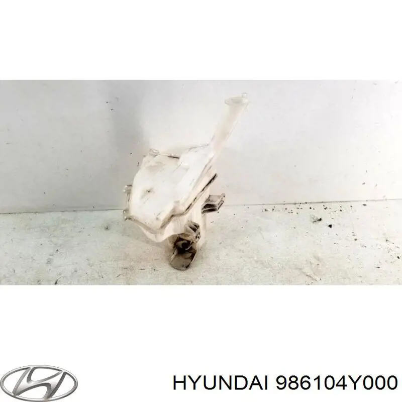 986104Y000 Hyundai/Kia Бачок склоомивача