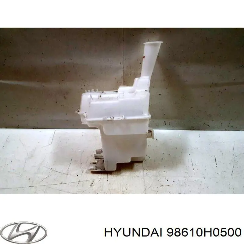 98610H0500 Hyundai/Kia Бачок склоомивача