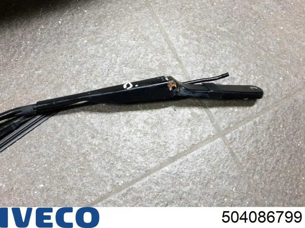 Щітки склоочисника 504086799 Iveco
