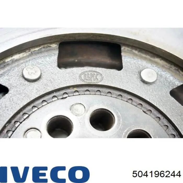 Маховик 504196244 Iveco