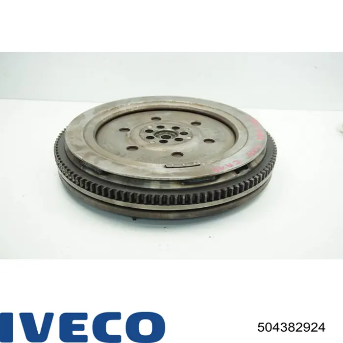 Маховик двигуна Iveco 504382924 ціна, від 526.36 USD