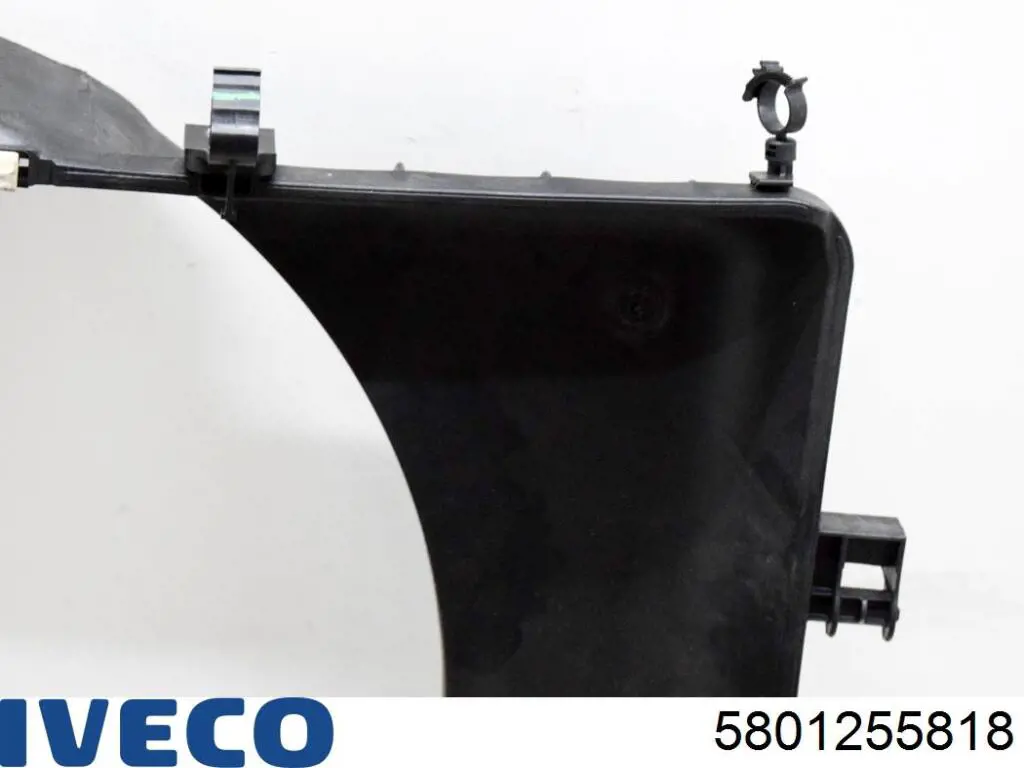 Дифузор (кожух) радіатора охолодження 5801255818 Iveco