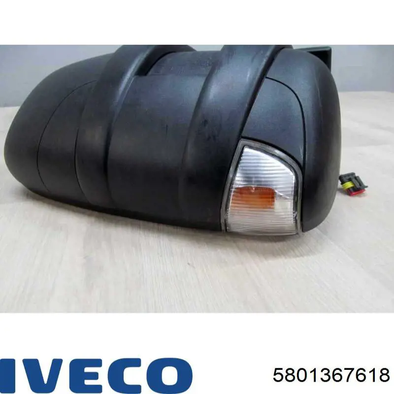 Праве бічне дзеркало Iveco 5801367618 ціна, від 113.67 USD