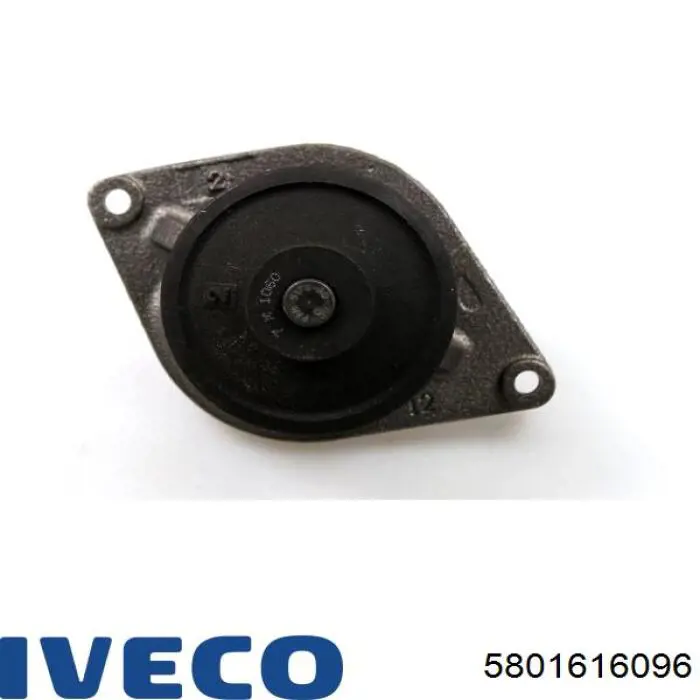 Купити 5801616096 Iveco Насос охолоджуючої рідини