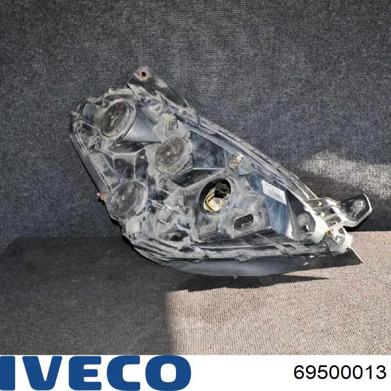 Фара ліва 69500013 Iveco