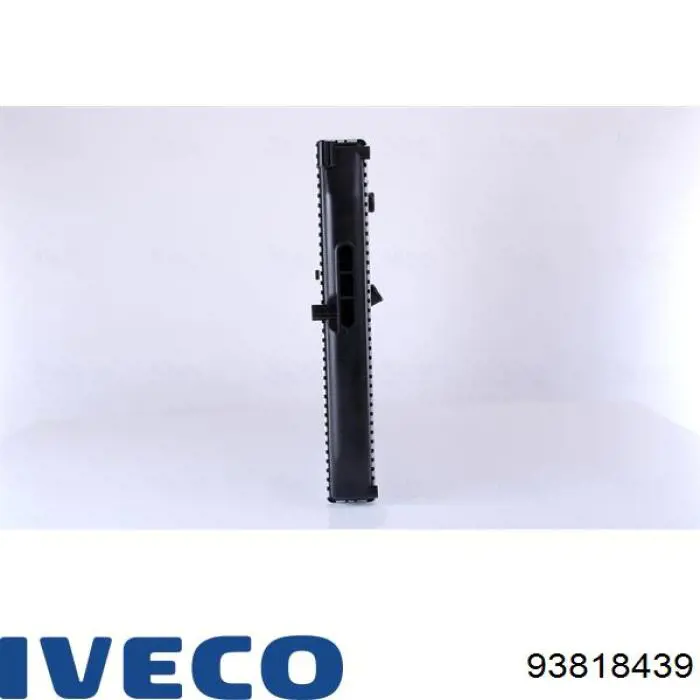 Радіатор 93818439 Iveco