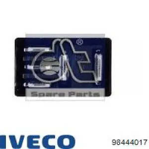 Автомобільні реле поворотів Iveco 98444017 ціна, від 2.70 USD