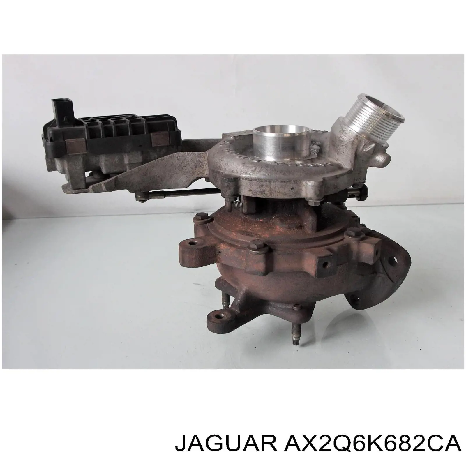 AX2Q6K682CA Jaguar Турбонаддув