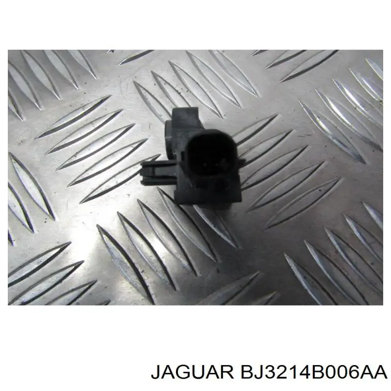 Датчик Ейрбег передній Land Rover BJ3214B006AA ціна, від 15.25 USD