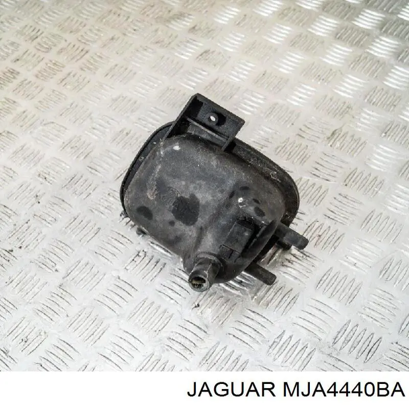Кришка розширювального бачка MJA4440BA Britpart