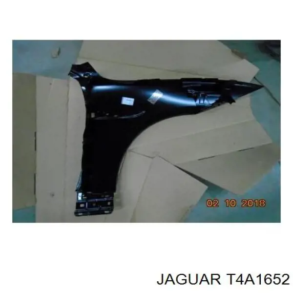 T4A1652 Jaguar Переднє ліве крило