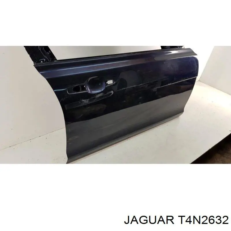 T4N2632 Jaguar Пасажирські передні двері