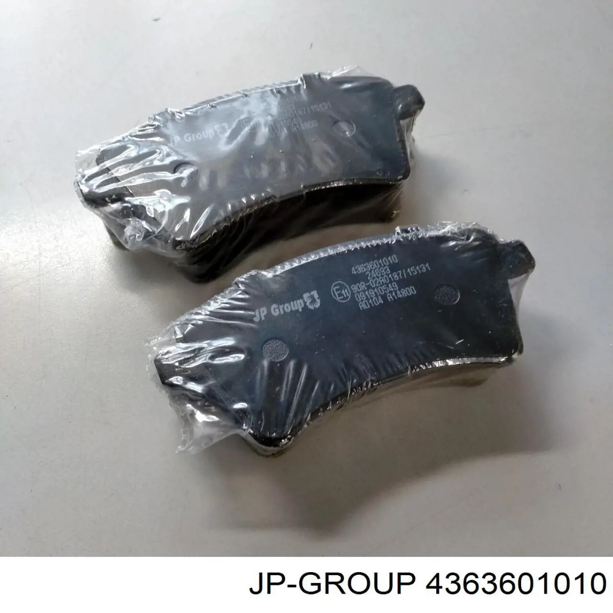 Купити 4363601010 JP Group Колодки гальмівні передні, дискові