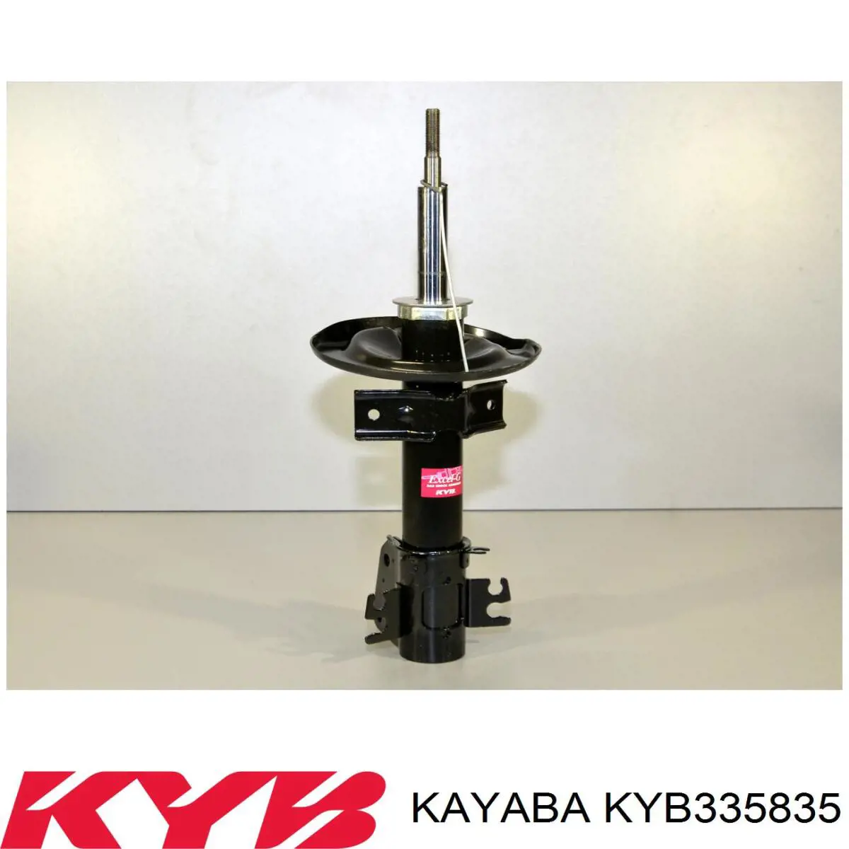 KYB335835 Kayaba амортизатор передній
