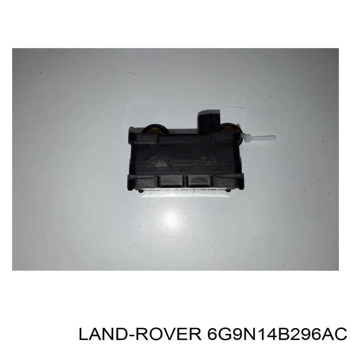 Купити LR001055 Land Rover Датчик поперечного прискорення (ESP)