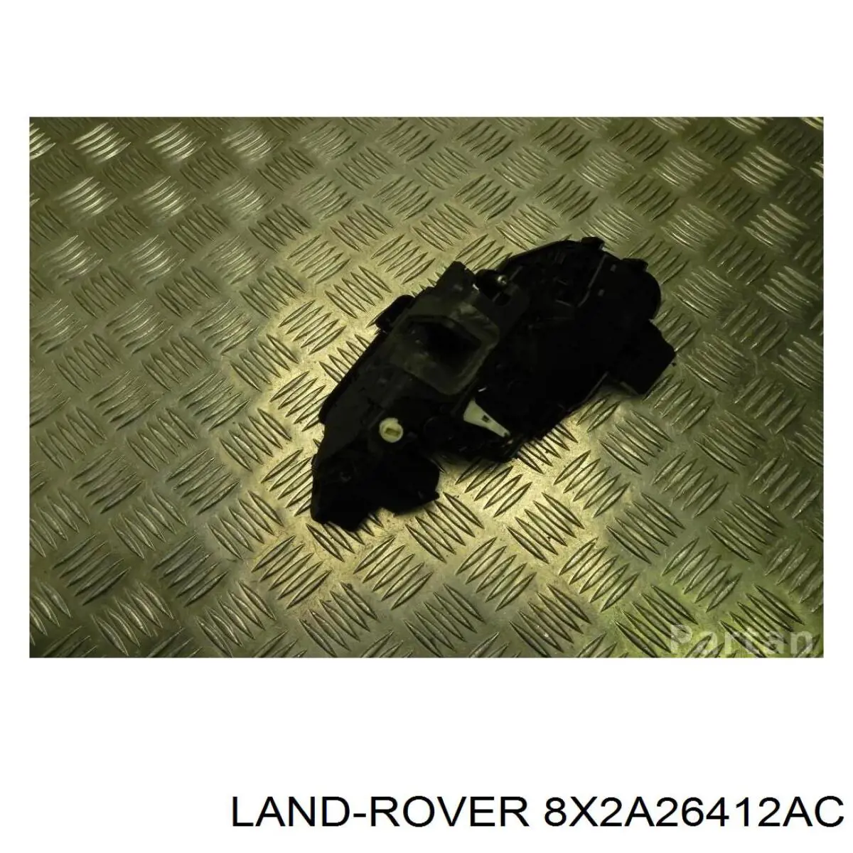 Купити 8X2A26412AC Land Rover Замок задньої дверї, правої