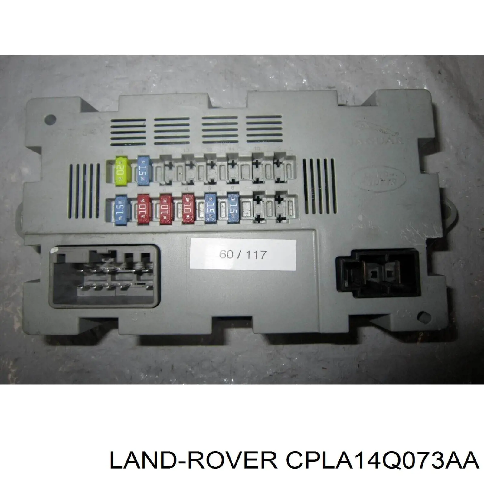 CPLA14Q073AA Land Rover Блок запобіжників задній, салонний