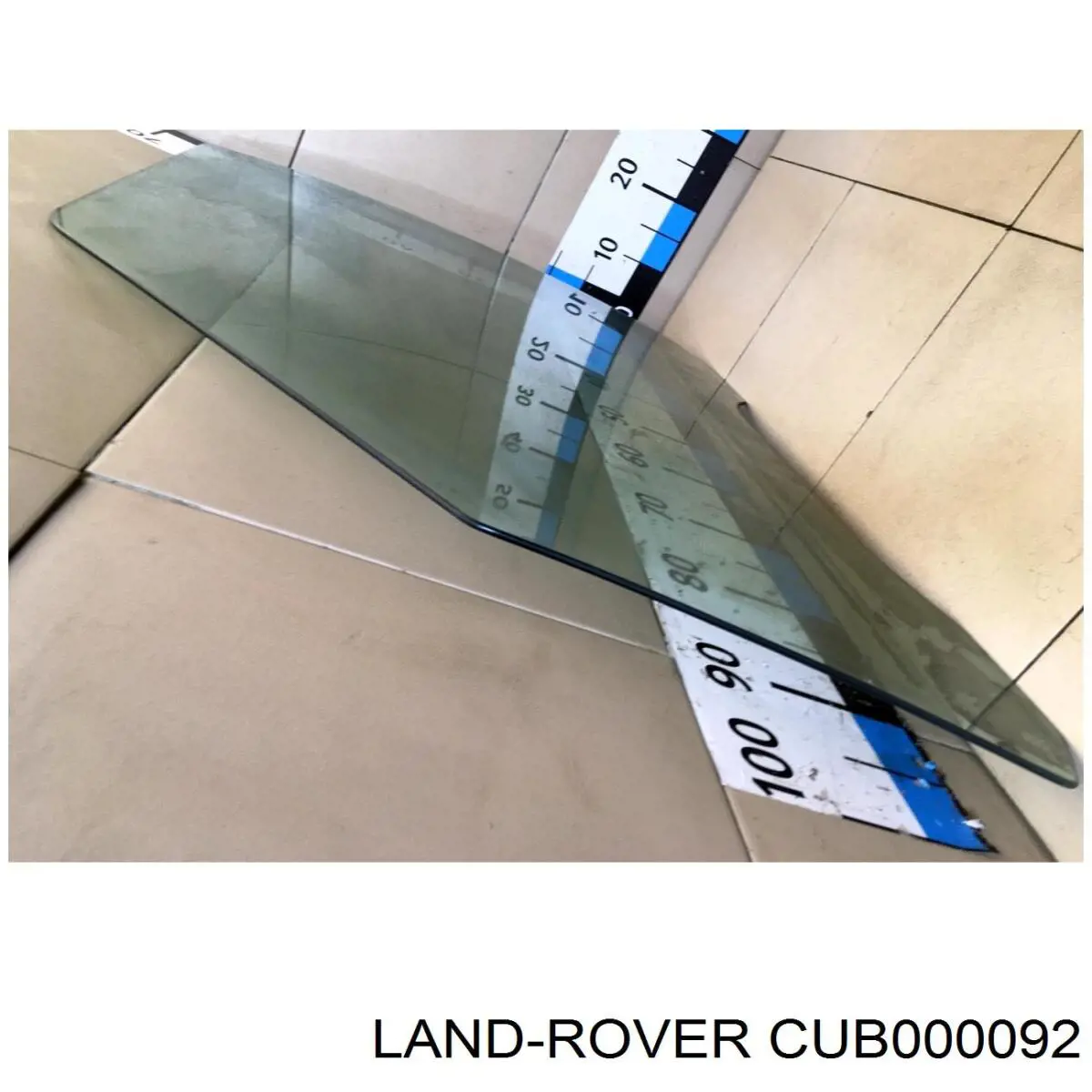 CUB000092 Land Rover Скло передніх дверей, лівою