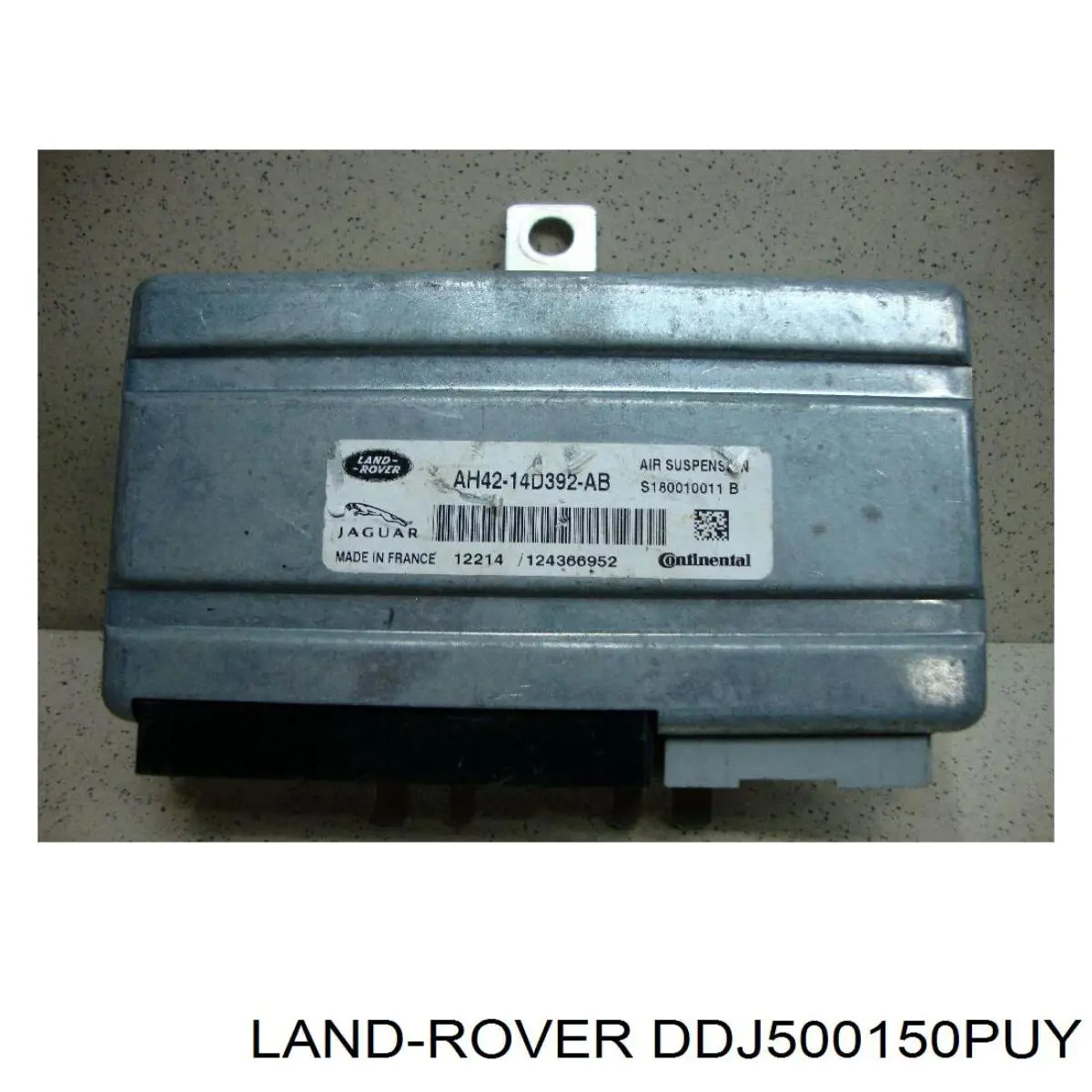 Накладка зовнішня (молдинг) порога, лівий Land Rover LR018384