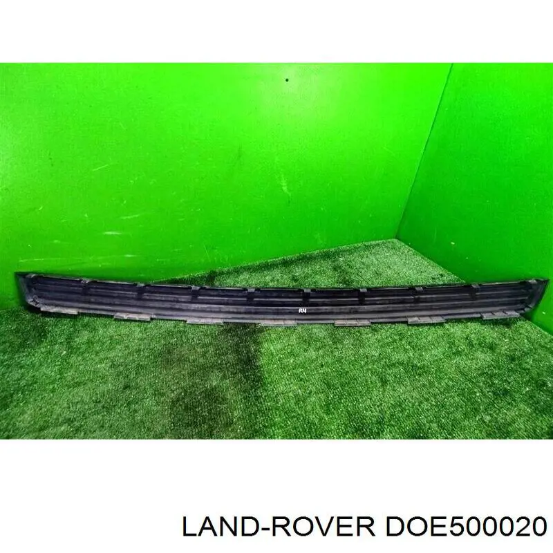 Купити DOE500020 Land Rover Накладка бампера заднього, верхня захисна (сходинка-підніжка)
