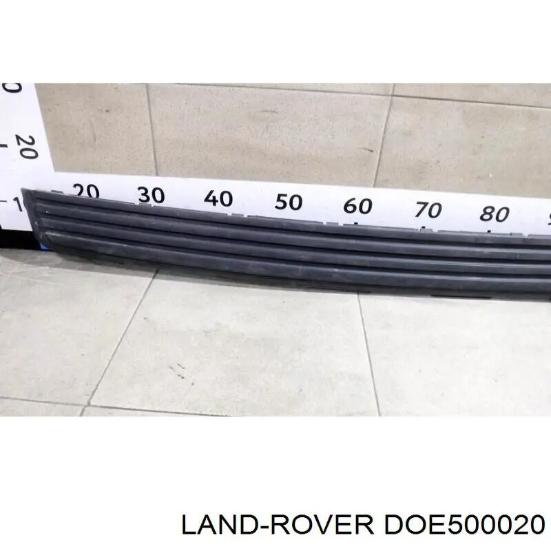 DOE000011PCL Land Rover накладка бампера заднього, верхня захисна (сходинка-підніжка)