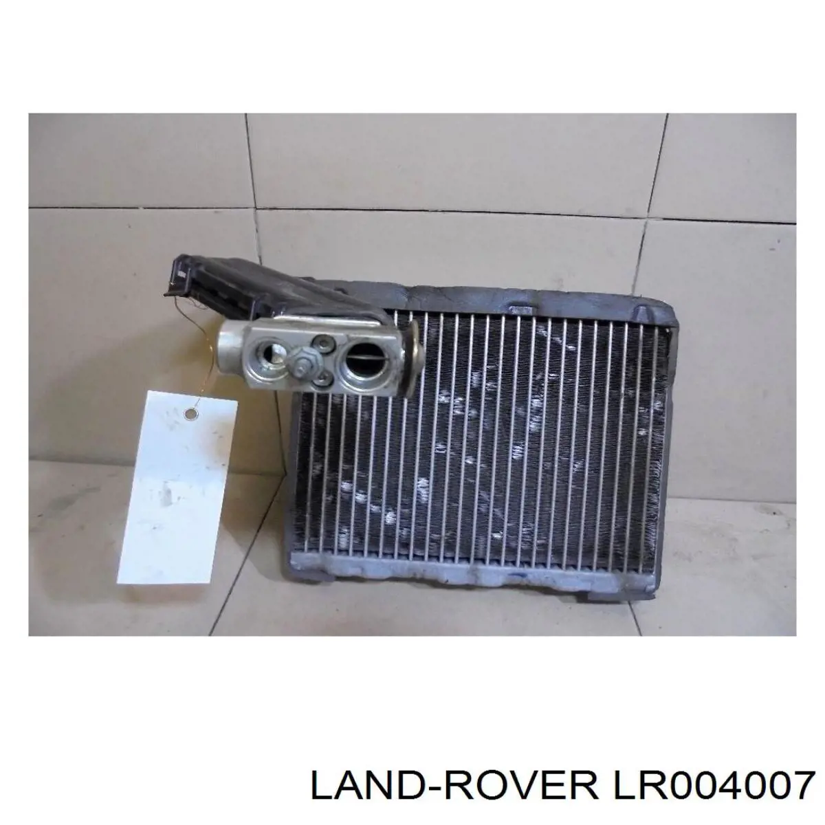 30767016 Volvo Охолоджувач повітря