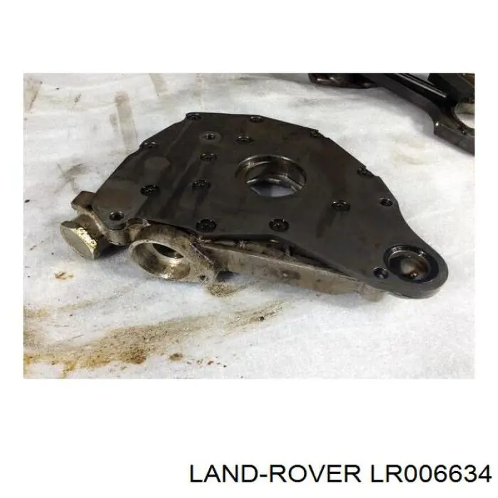 Купити LR006634 Land Rover Насос маслозакачуючий