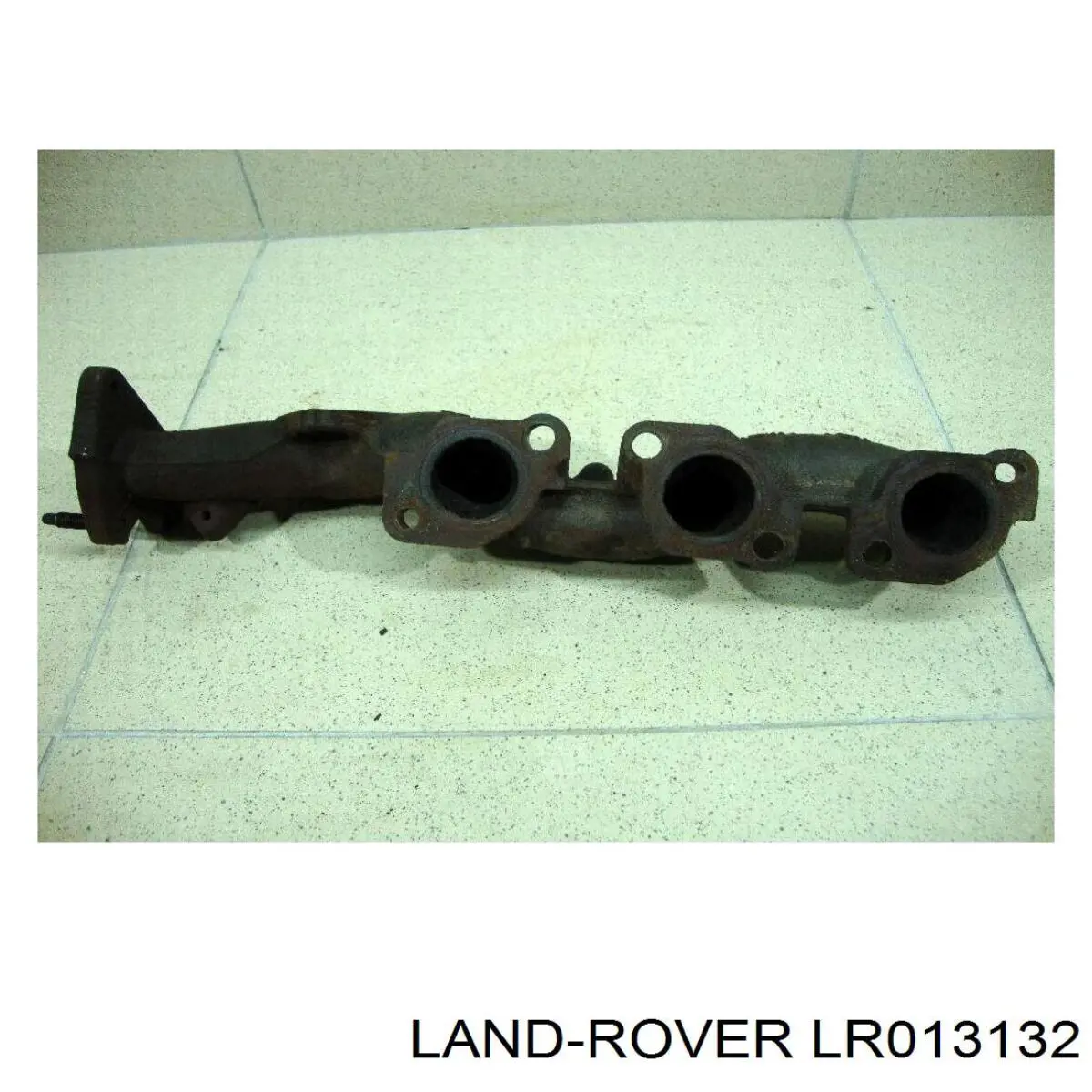 LR052064 Land Rover Колектор випускний, правий