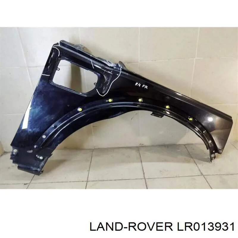 Крило переднє праве Land Rover LR013931 ціна, від 220.99 USD