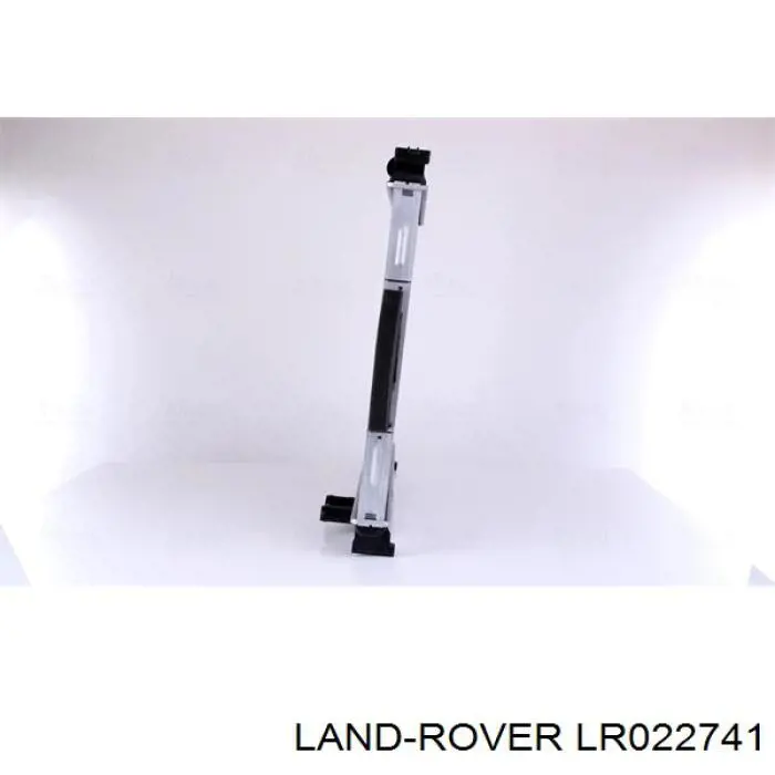 LR022741 Land Rover Радіатор охолодження двигуна
