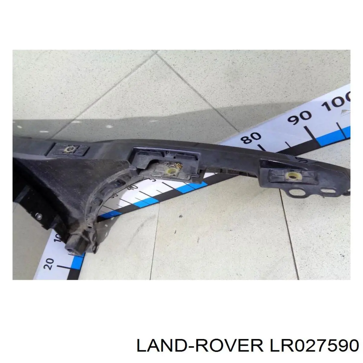 Ліве переднє крило Land Rover LR027590 ціна, від 240.11 USD