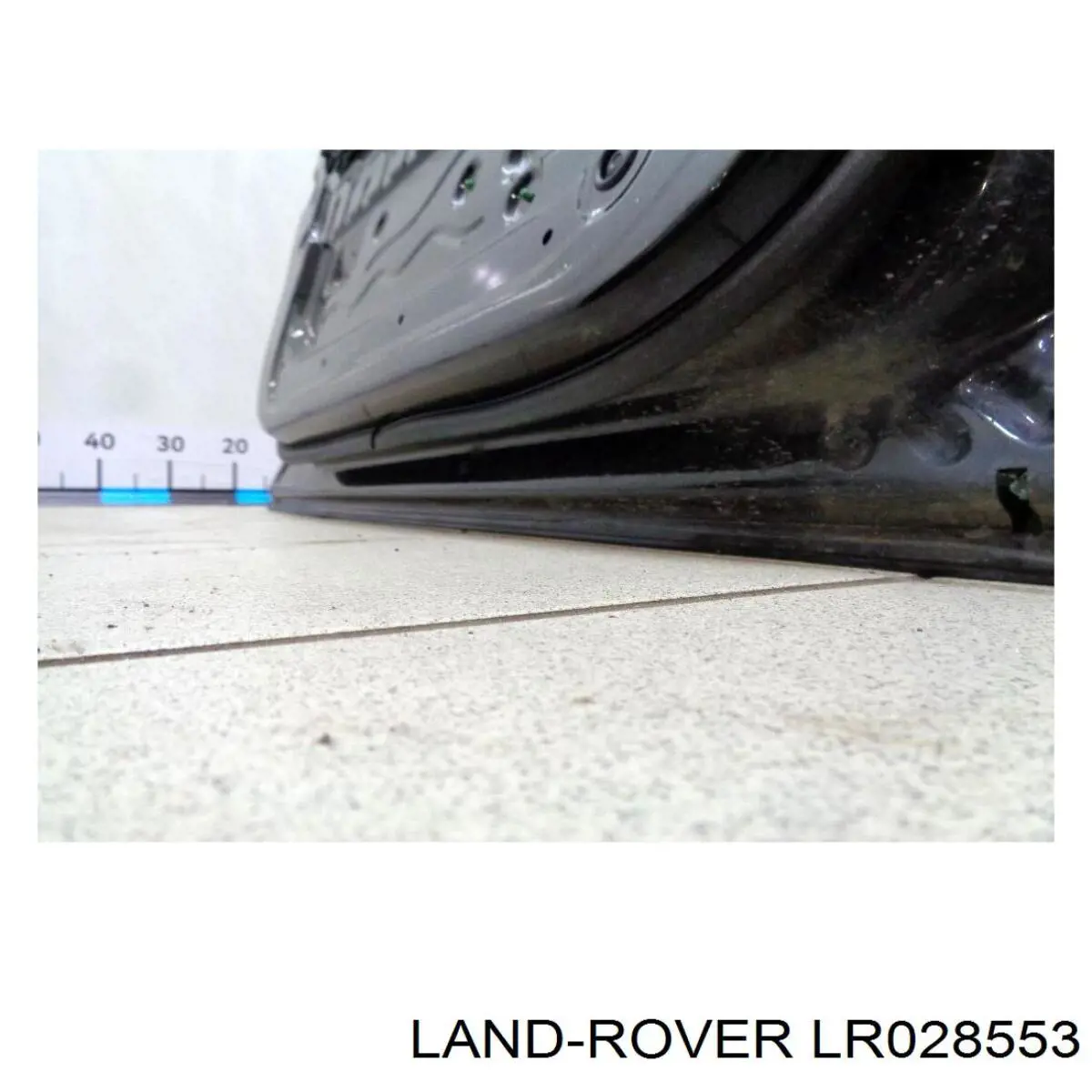 Двері передні ліві LR028553 Land Rover