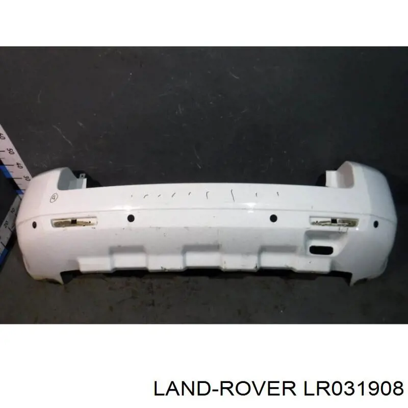 Задній бампер LR031908 Land Rover