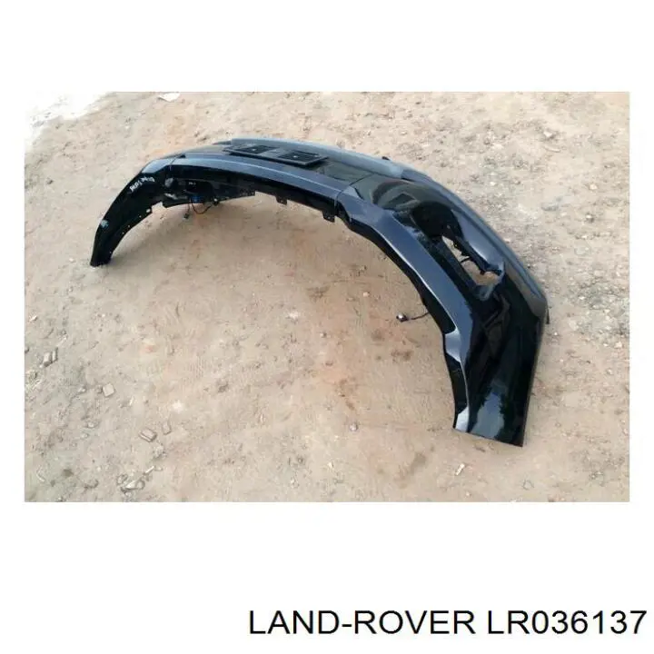 Передній бампер LR034207 Land Rover