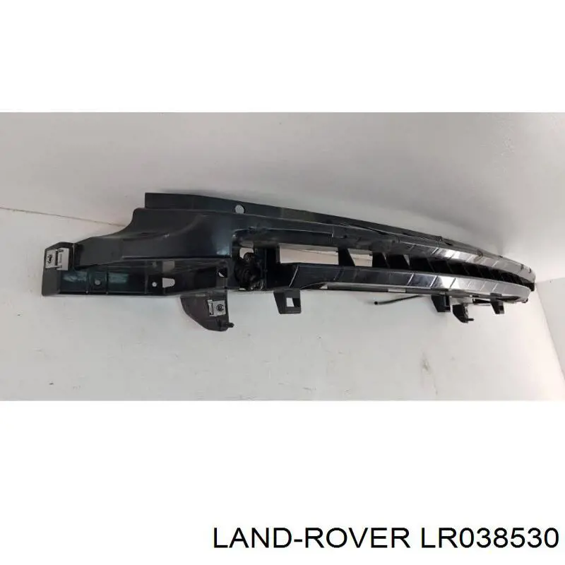 Підсилювач бампера переднього LR038530 Land Rover