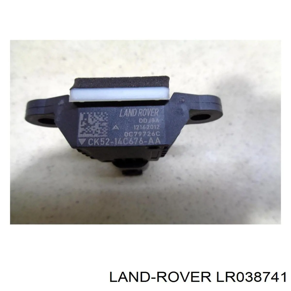Заглушка бампера буксирувального гака, передня Land Rover CK5219B537AA ціна, від 147.86 USD