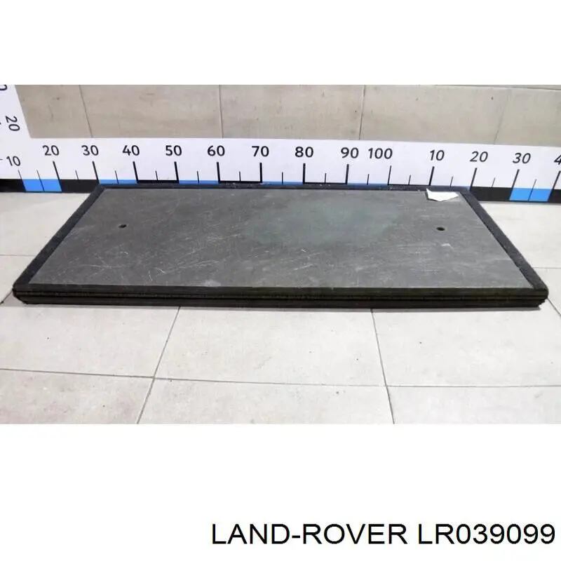Облицювання багажного відсіку нижнє LR039099 Land Rover