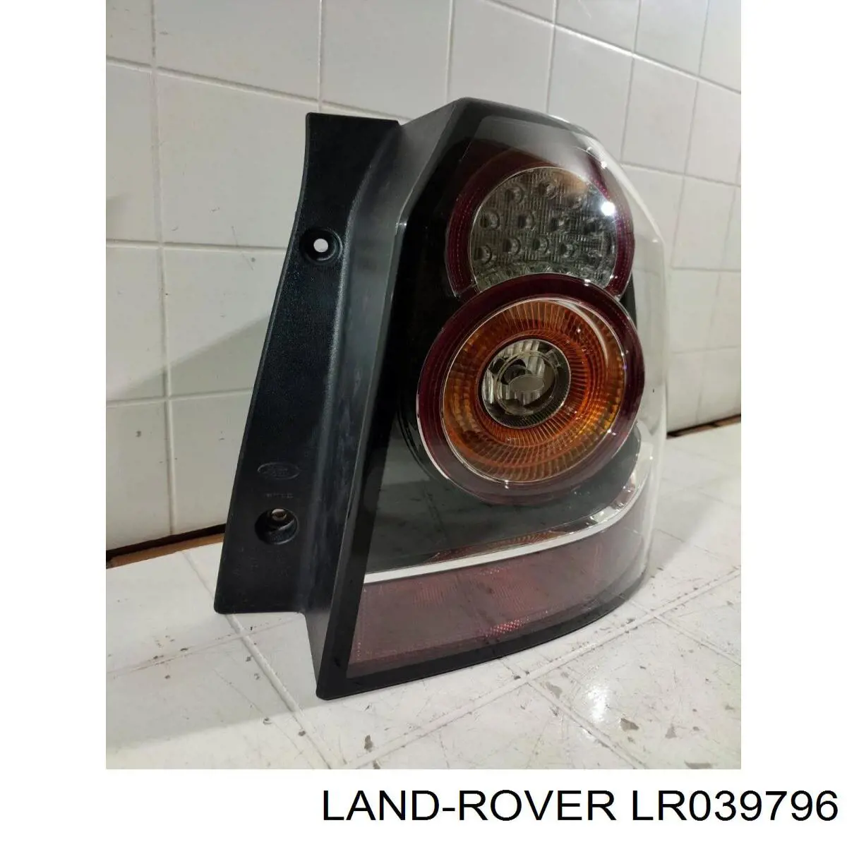 Задні ліхтарі Land Rover LR039796 ціна, від 472.41 USD