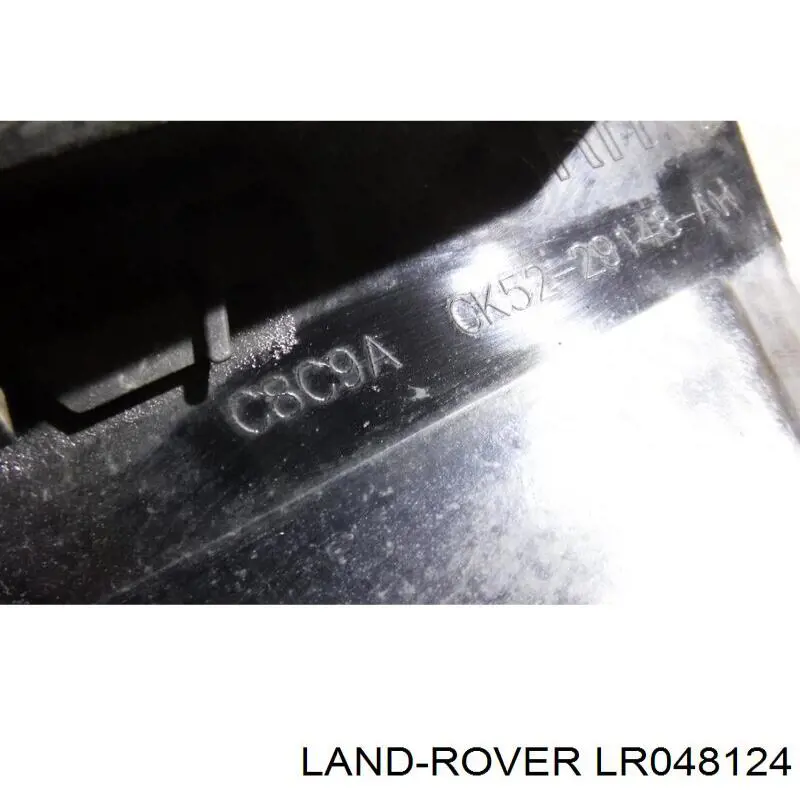 Накладка стійки кузова зовнішня, задня права Land Rover LR048124 ціна, від 50.85 USD