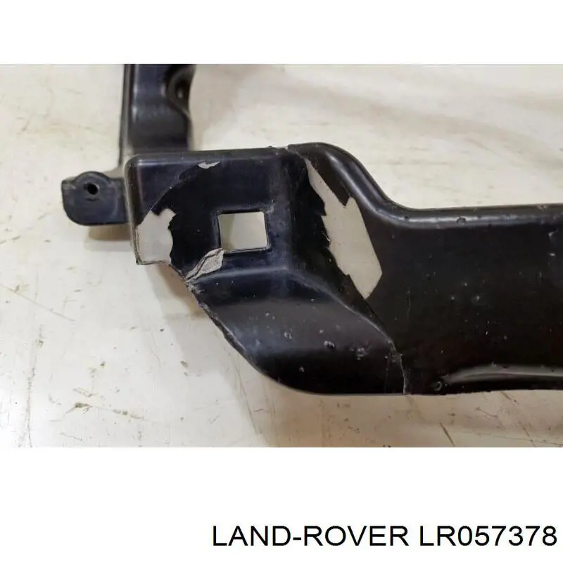 Купити Рамка радіатора Land Rover Range Rover SPORT II L494
