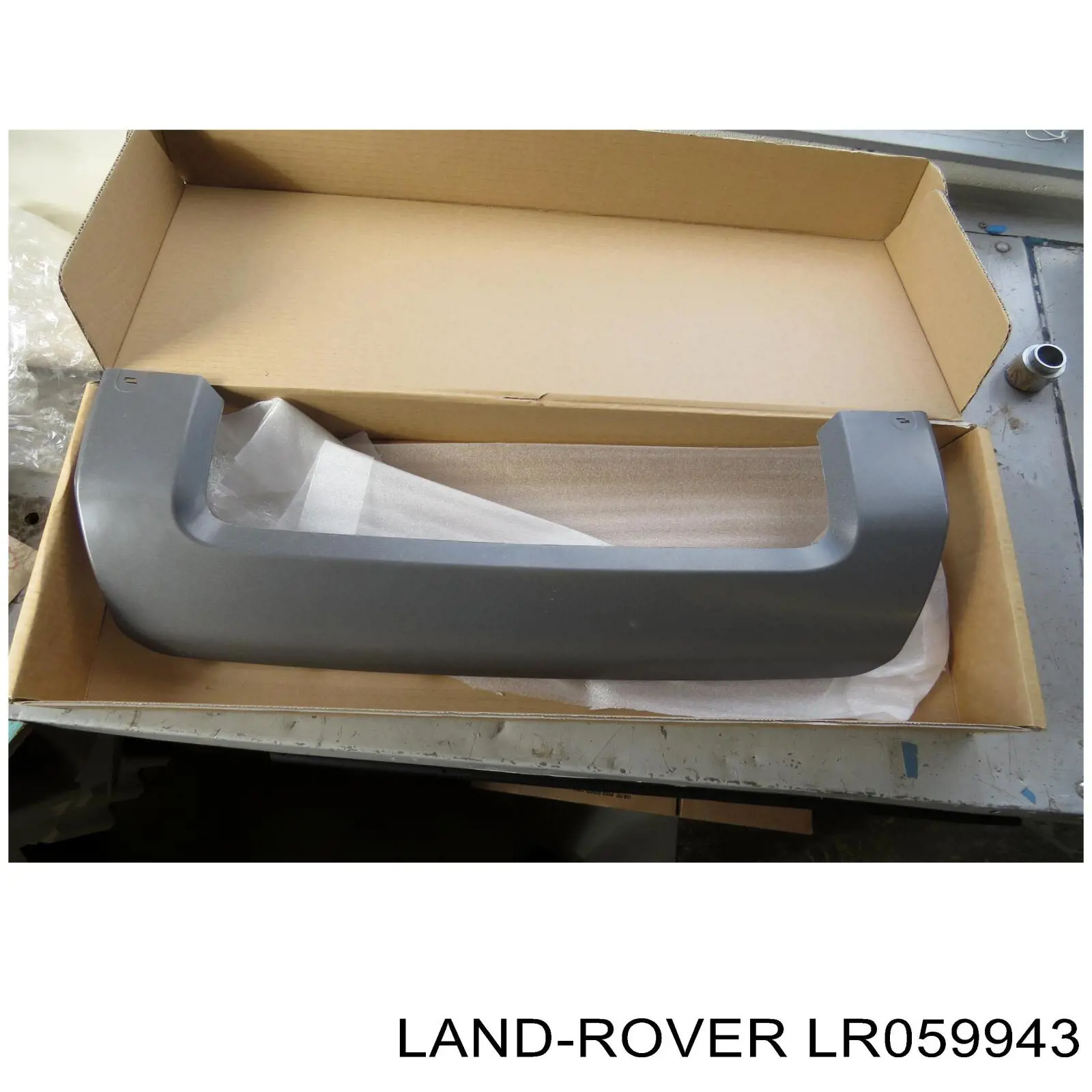 Купити LR059943 Land Rover 