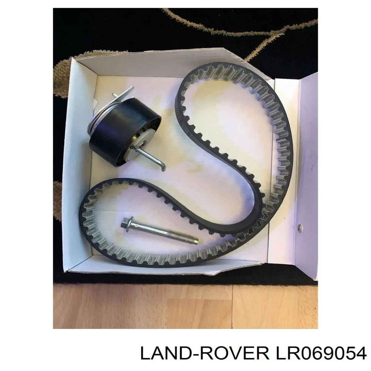 LR069054 Land Rover комплект грм