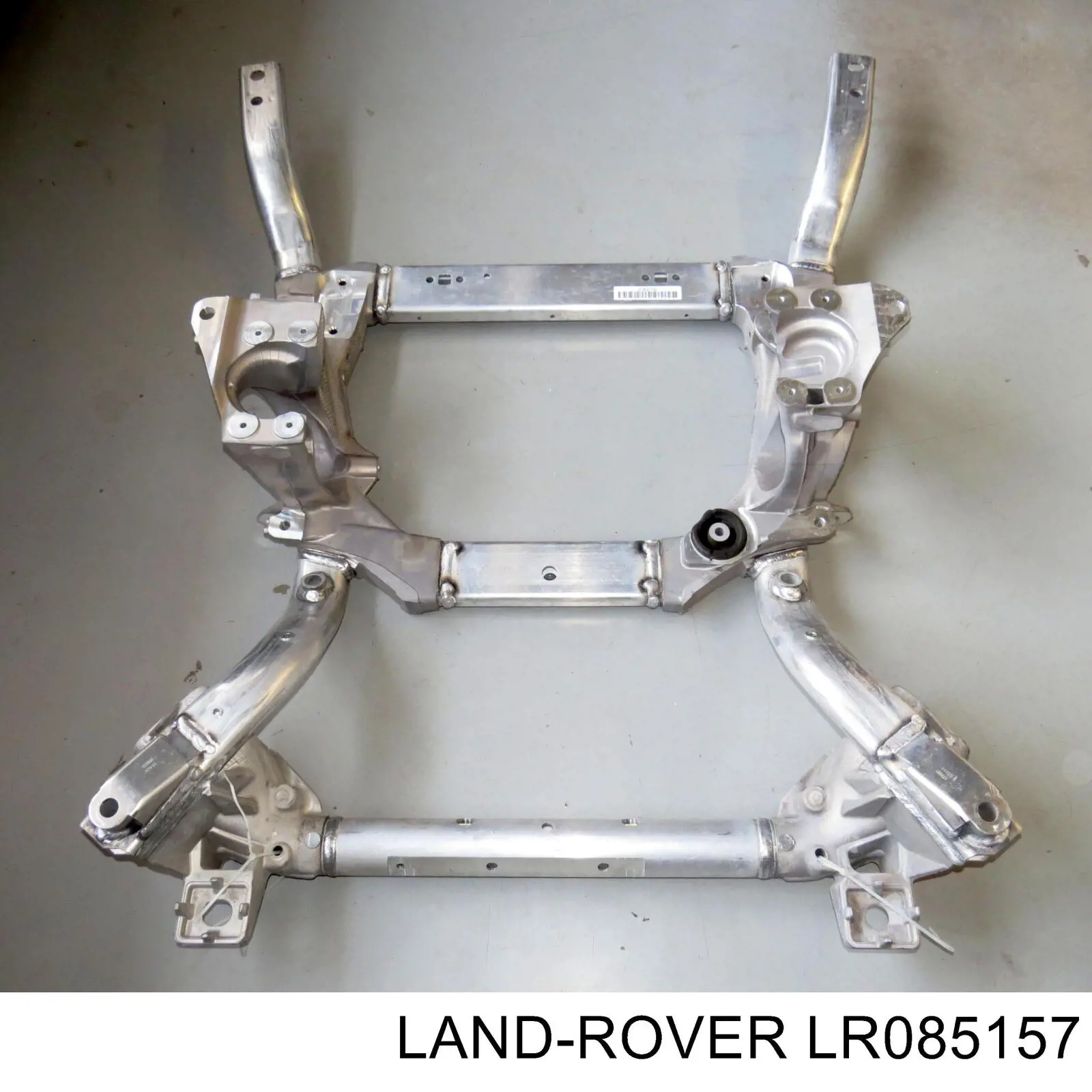 Підрамник передньої підвіски Land Rover LR060034 ціна, від 555.87 USD